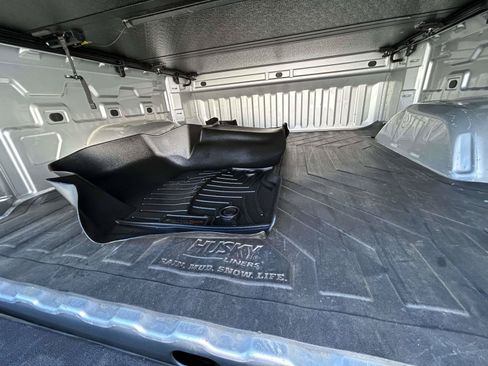 Used 2021 Chevrolet Silverado 1500 RST w/ Z71 Off-Road Package AWD/4WD image 16