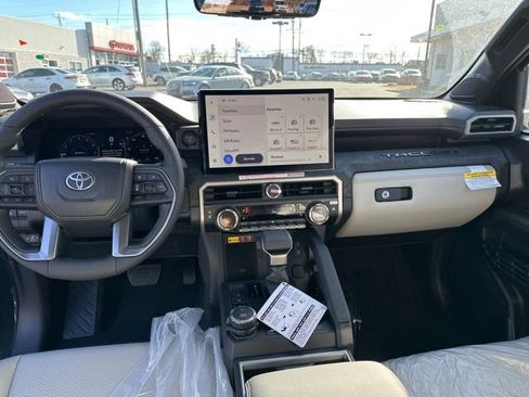 Used 2026 Toyota Tacoma Limited AWD/4WD image 12