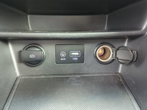 Used 2019 Hyundai Kona SEL FWD image 38
