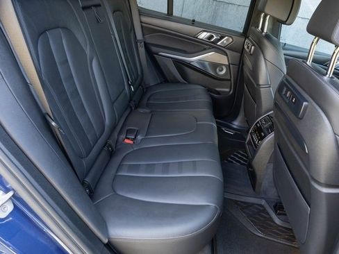 Used 2021 BMW X5 M50i w/ Executive Package image 19