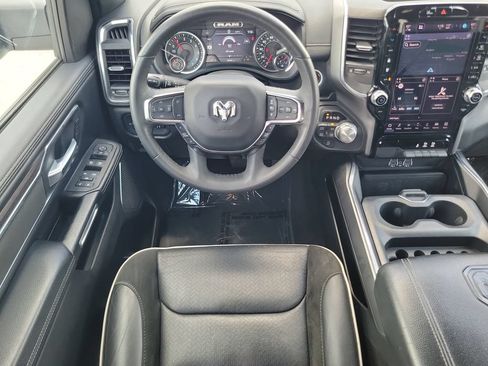 Used 2025 RAM 1500 Laramie AWD/4WD image 13