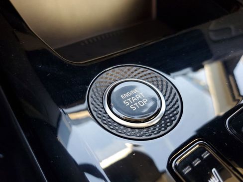 Used 2025 Kia Niro EX image 22