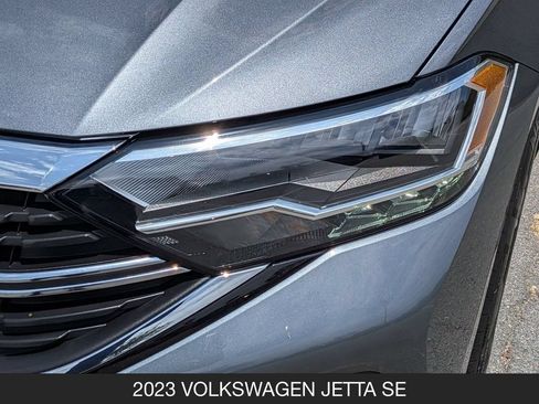Used 2023 Volkswagen Jetta SE FWD image 10