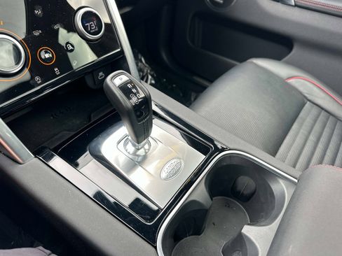 Used 2023 Land Rover Discovery Sport SE R-Dynamic image 25