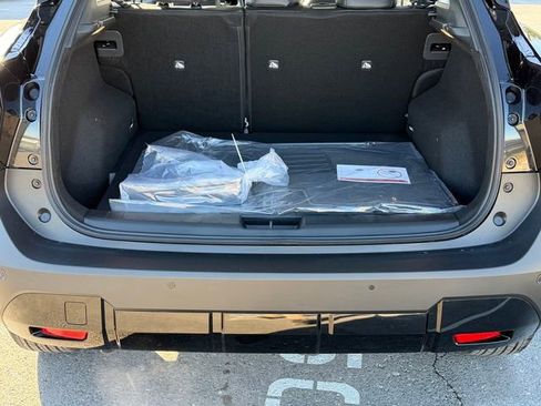 New 2026 Nissan Kicks SR FWD image 4