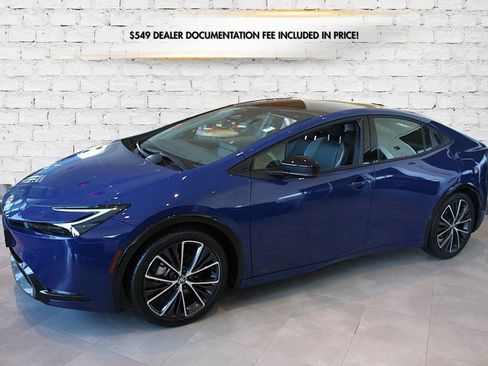 New 2025 Toyota Prius XLE image 1