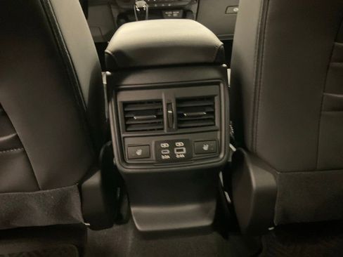 New 2026 Subaru Outback Limited AWD/4WD image 31
