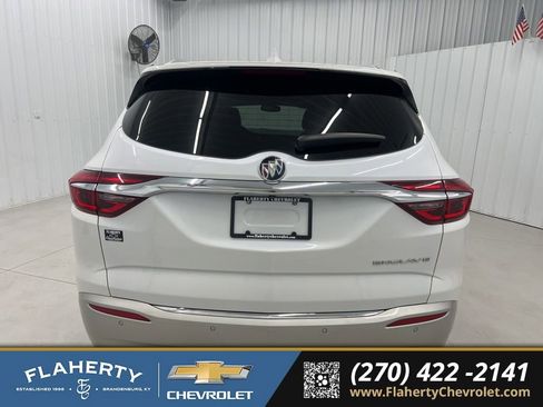 Used 2019 Buick Enclave Essence FWD image 4