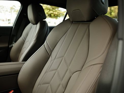 New 2026 BMW 530i w/ M Sport Package image 22