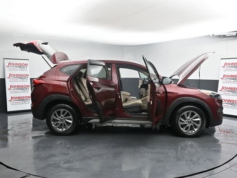 Used 2018 Hyundai Tucson SEL image 41