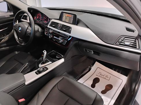 Used 2017 BMW 320i Sedan image 92
