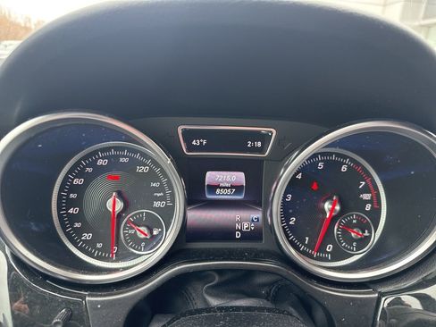 Used 2018 Mercedes-Benz GLE 350 4MATIC image 4