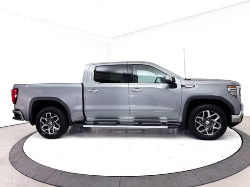 Used 2024 GMC Sierra 1500 SLT AWD/4WD image 41