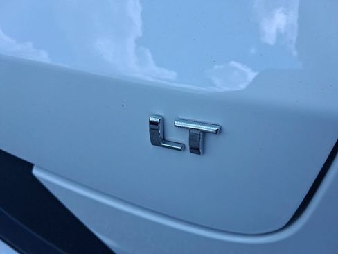Used 2025 Chevrolet TrailBlazer LT AWD/4WD image 12
