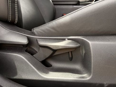 Certified 2025 Toyota Camry SE image 30