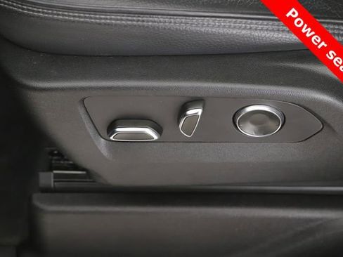 Used 2023 GMC Yukon Denali image 20