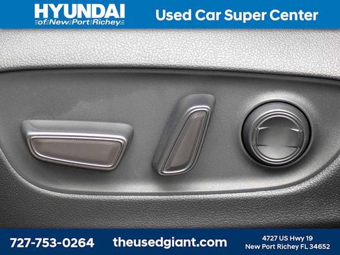 Used 2025 Toyota RAV4 Limited w/ Advanced Technology Package FWD image 25