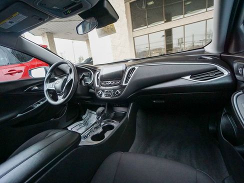 Used 2024 Chevrolet Malibu LT FWD image 26