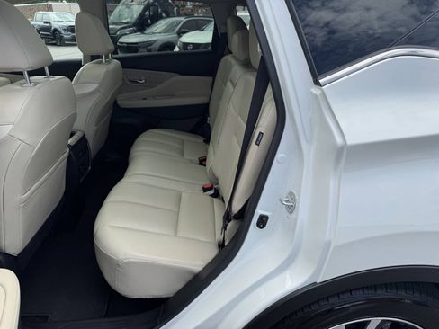 Used 2023 Nissan Murano SL AWD/4WD image 9