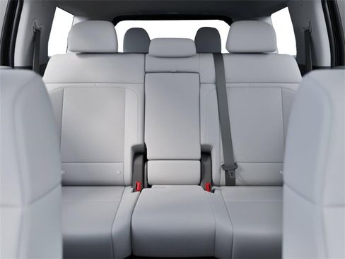 Certified 2026 Hyundai Santa Fe SE image 11