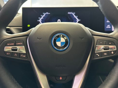 Used 2023 BMW i4 eDrive40 w/ Premium Package RWD image 10