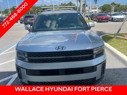 Used 2024 Hyundai Santa Fe Calligraphy FWD image 2