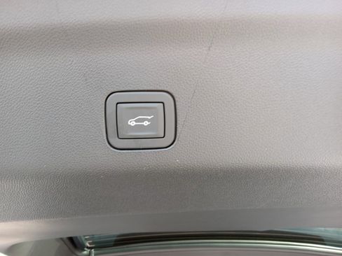 Used 2026 Cadillac Escalade V image 27