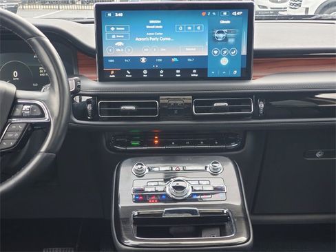 Certified 2023 Lincoln Nautilus Reserve image 35