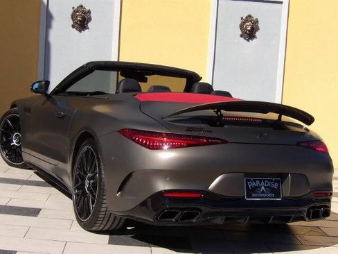 Used 2022 Mercedes-Benz SL 63 AMG 4MATIC image 14