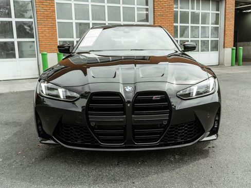 Used 2025 BMW M4 Competition w/ Executive Package RWD image 36
