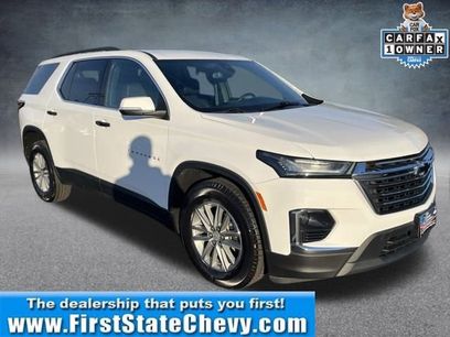 Used 2023 Chevrolet Traverse LT