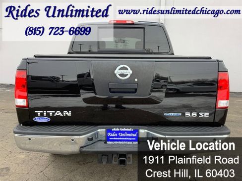 Used 2010 Nissan Titan SE w/ SE Value Truck Pkg image 4