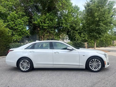 Used 2018 Cadillac CT6 2.0T RWD image 11