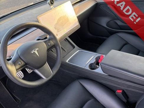 Used 2023 Tesla Model 3 Performance image 16
