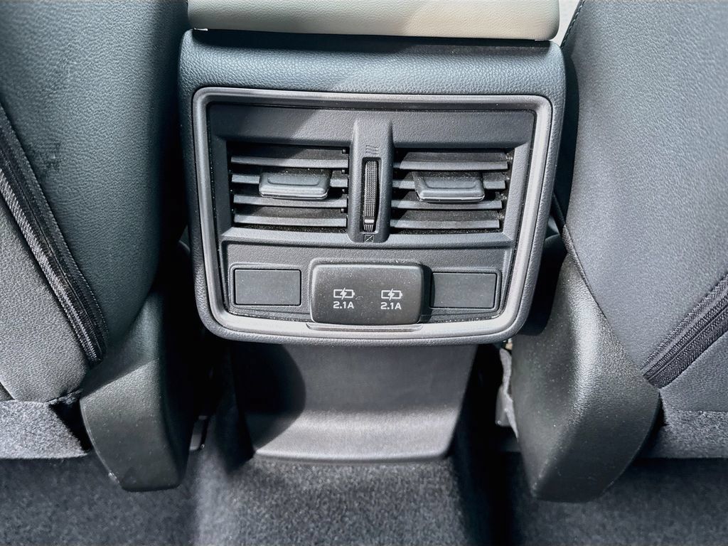 Certified 2023 Subaru Forester Premium AWD/4WD image 24