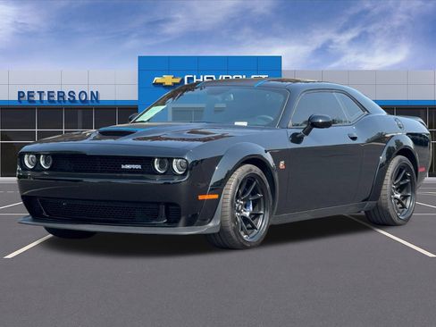 Used 2023 Dodge Challenger R/T Scat Pack RWD image 8