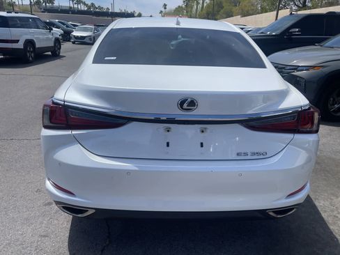 Used 2023 Lexus ES 350 w/ Premium Package FWD image 10