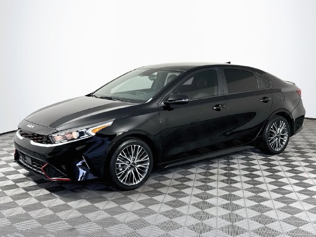 Used 2023 Kia Forte GT-Line w/ GT-Line Technology Package FWD image 4