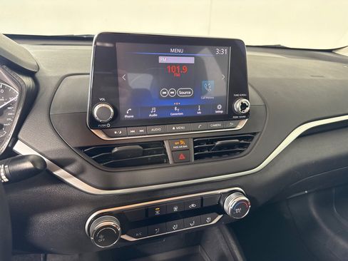 Used 2022 Nissan Altima 2.5 SV image 15