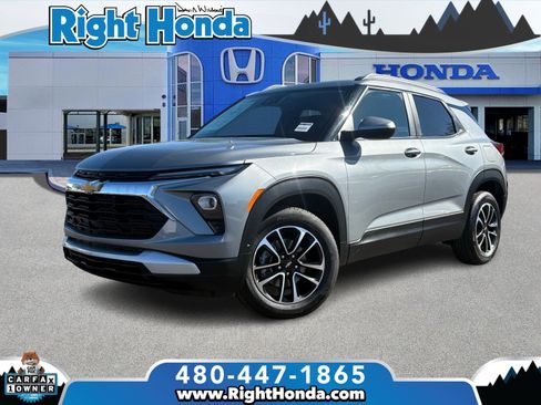 Used 2024 Chevrolet TrailBlazer LT image 1