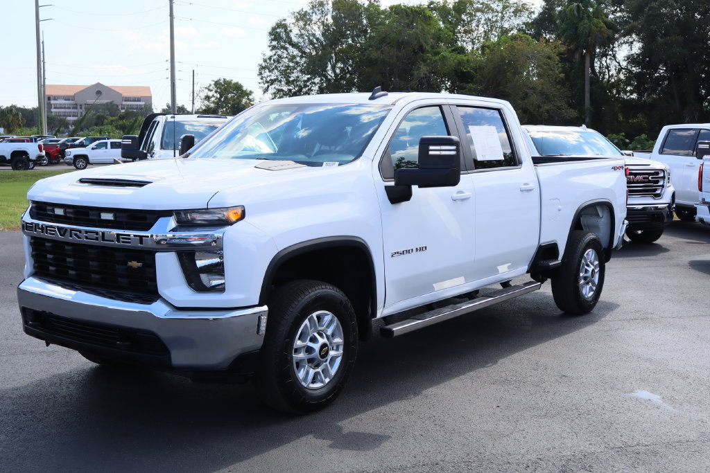 Used 2023 Chevrolet Silverado 2500 LT AWD/4WD image 5