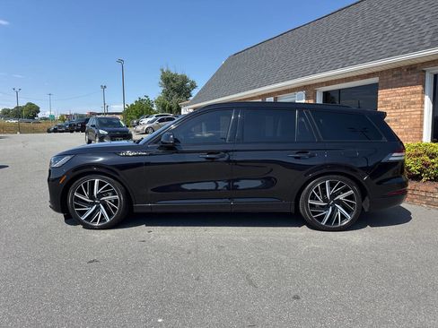 Used 2025 Lincoln Aviator Black Label w/ Jet Appearance Package AWD/4WD image 18