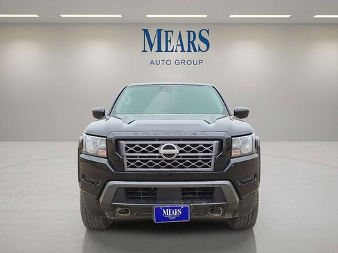 Used 2024 Nissan Frontier SV image 8