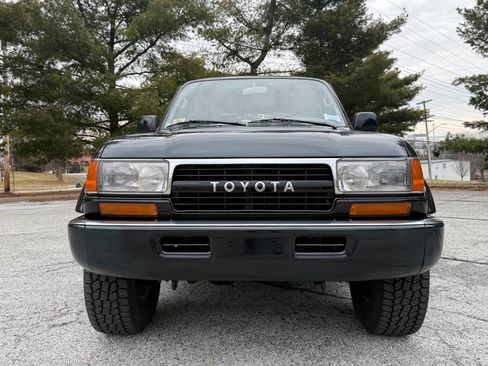 Used 1993 Toyota Land Cruiser Base AWD 4dr SUV image 4