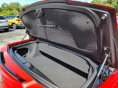 Used 2017 Chevrolet Corvette Stingray Convertible w/ 1LT RWD image 31