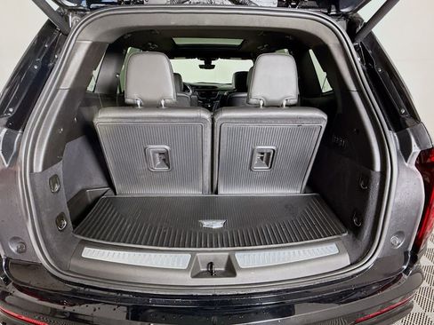 Used 2025 Cadillac XT6 Premium Luxury w/ Technology Package AWD/4WD image 27