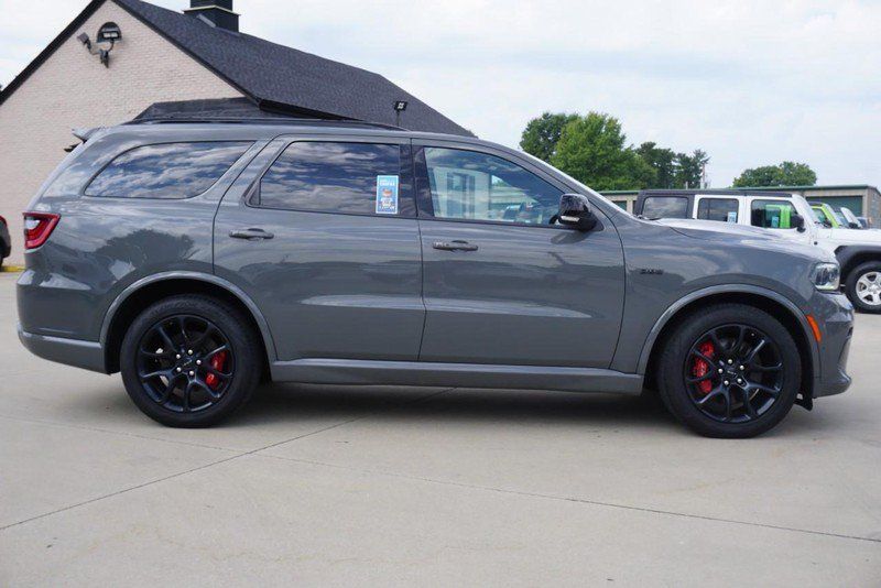 Used 2023 Dodge Durango SRT AWD/4WD image 2