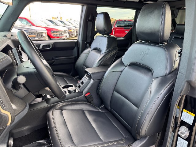 Used 2025 Ford Bronco Badlands AWD/4WD image 14