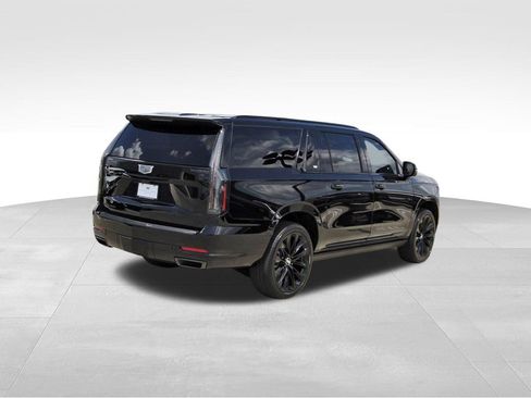 New 2026 Cadillac Escalade ESV Platinum Sport w/ LPO, ONYX Package AWD/4WD image 4