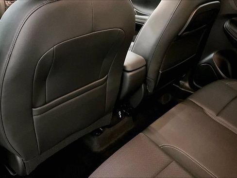 Used 2023 Buick Encore GX Select w/ Sport Touring Package FWD image 10